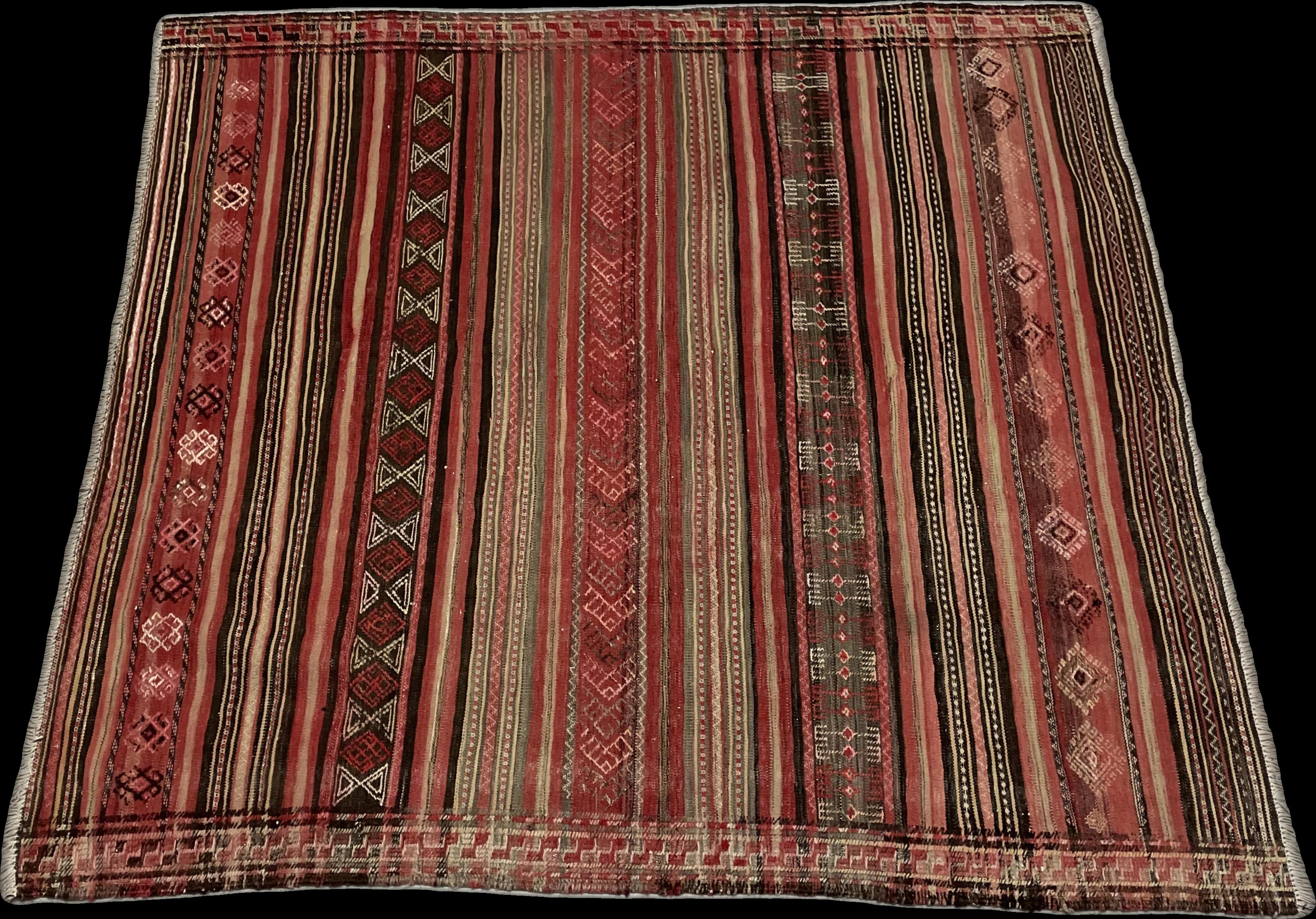 Perspective view of the rug