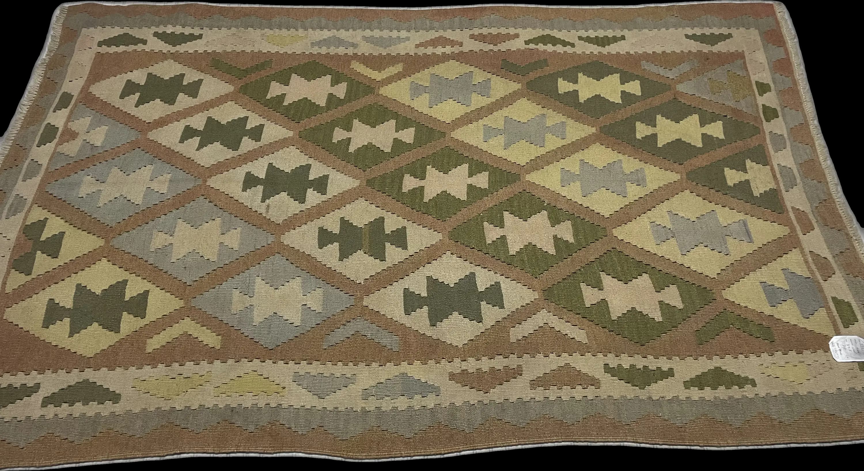 Perspective view of the rug