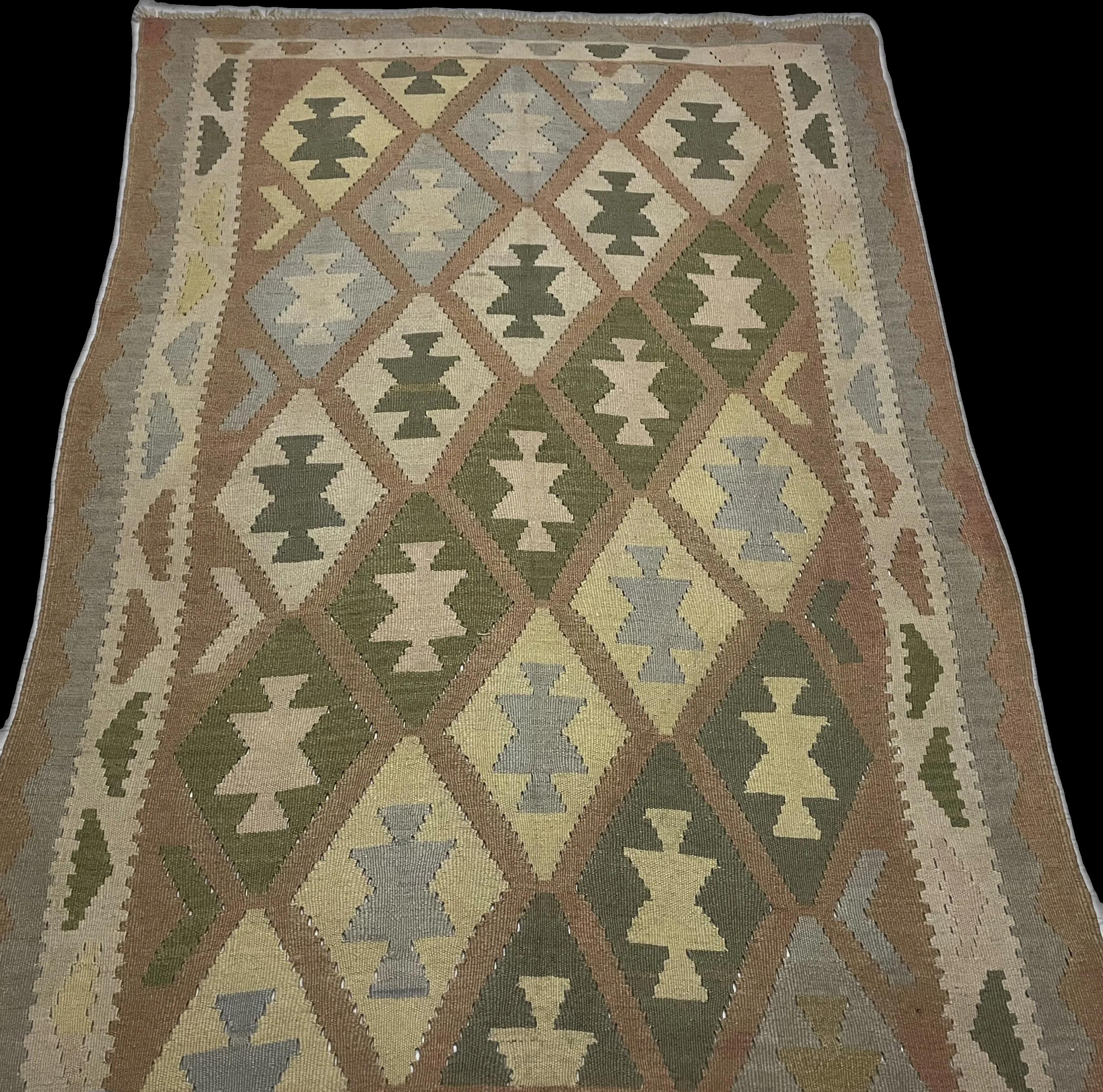 Perspective view of the rug