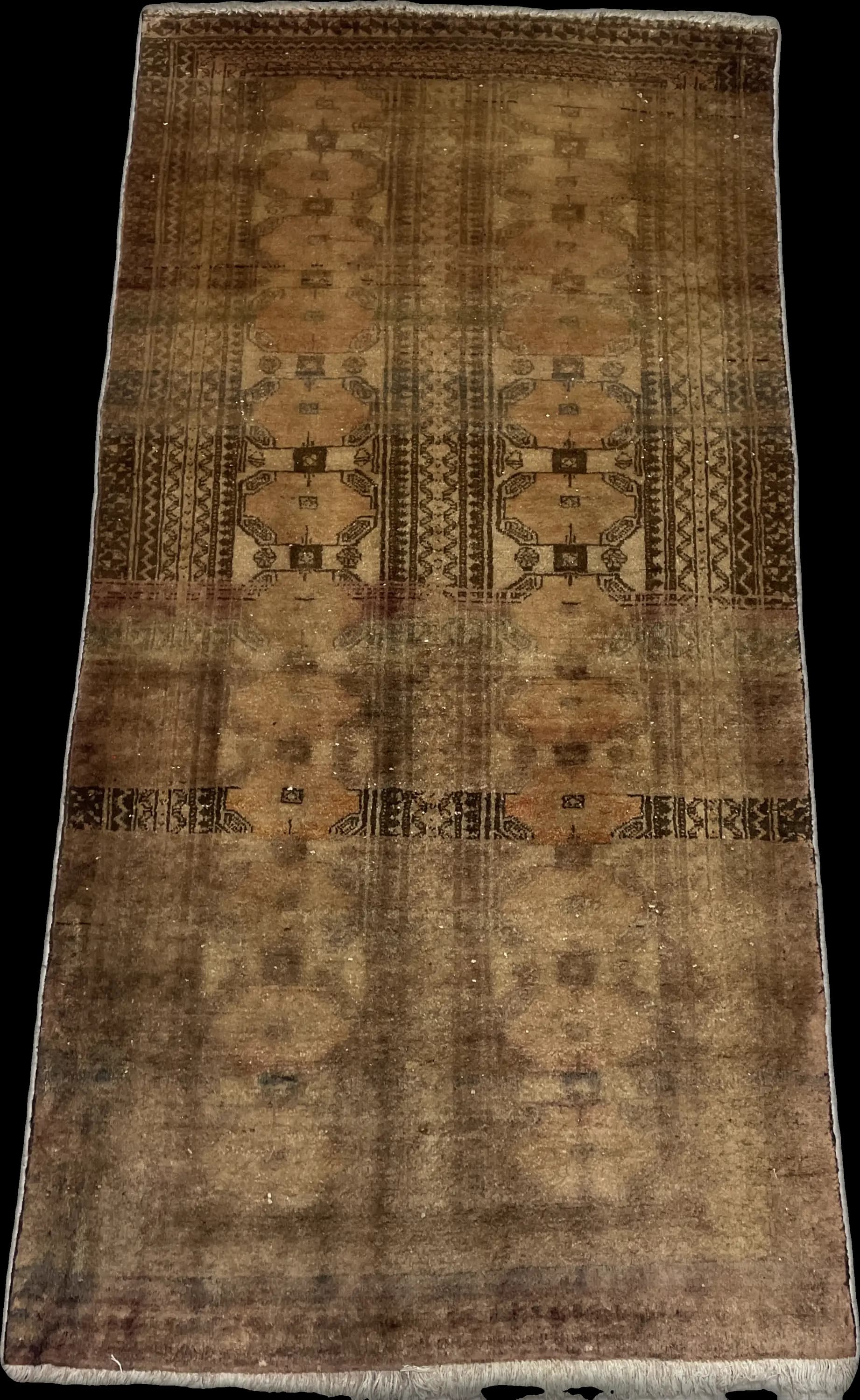 Perspective view of the rug