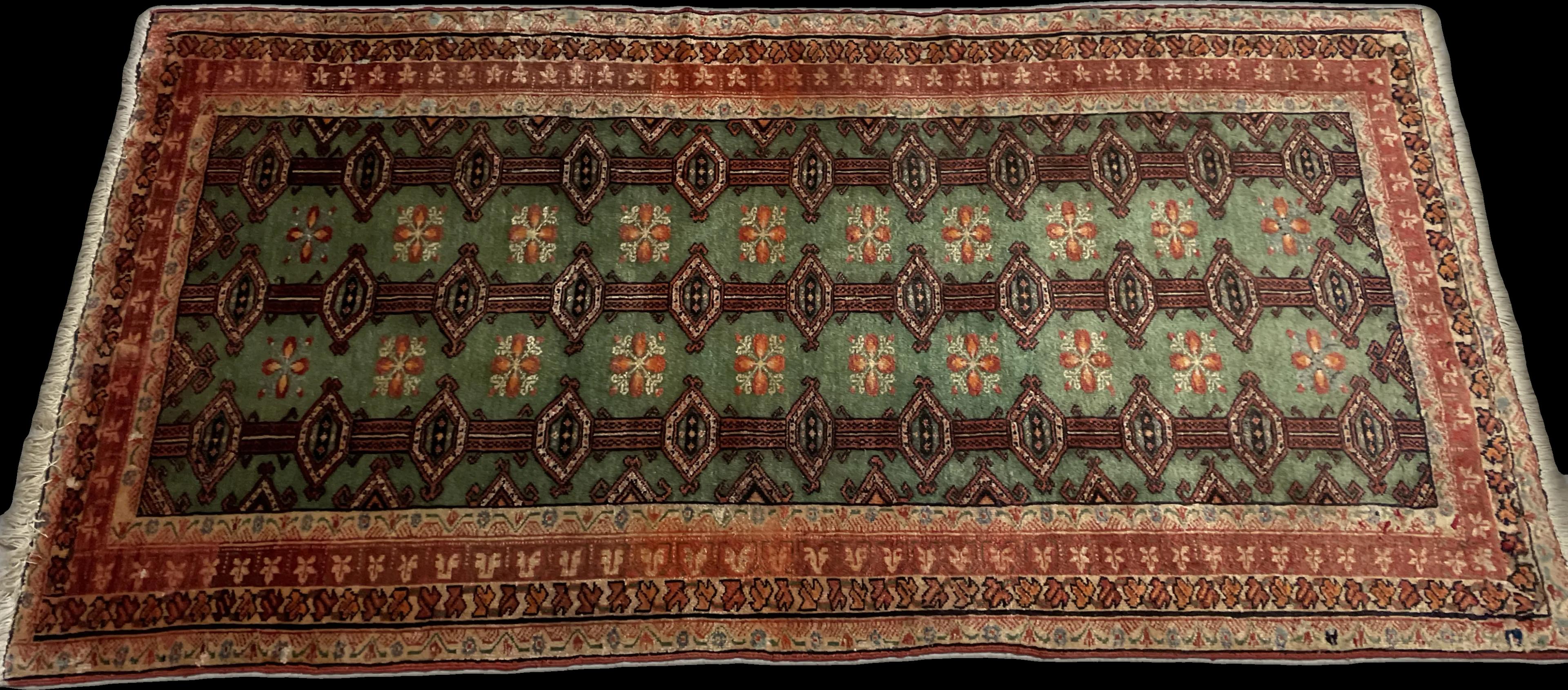 Perspective view of the rug