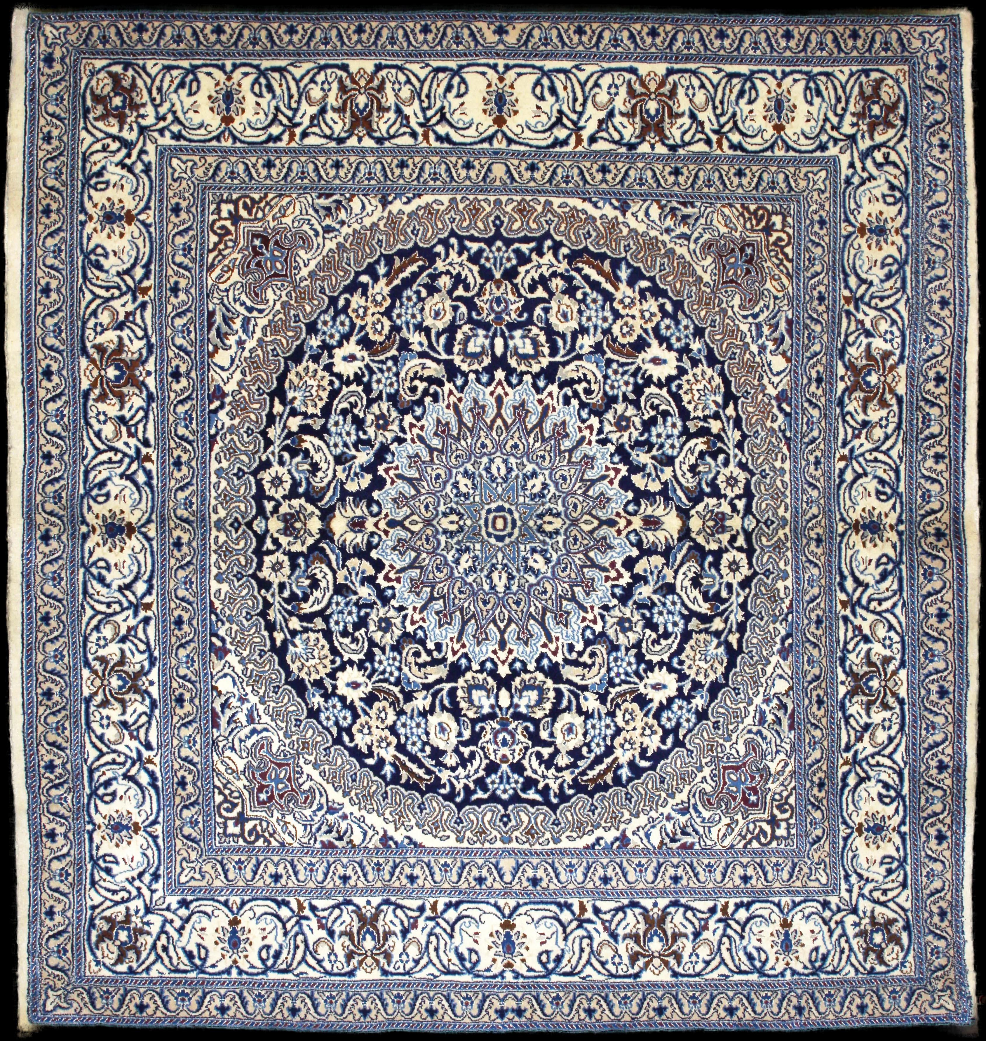 Complete view of the rug