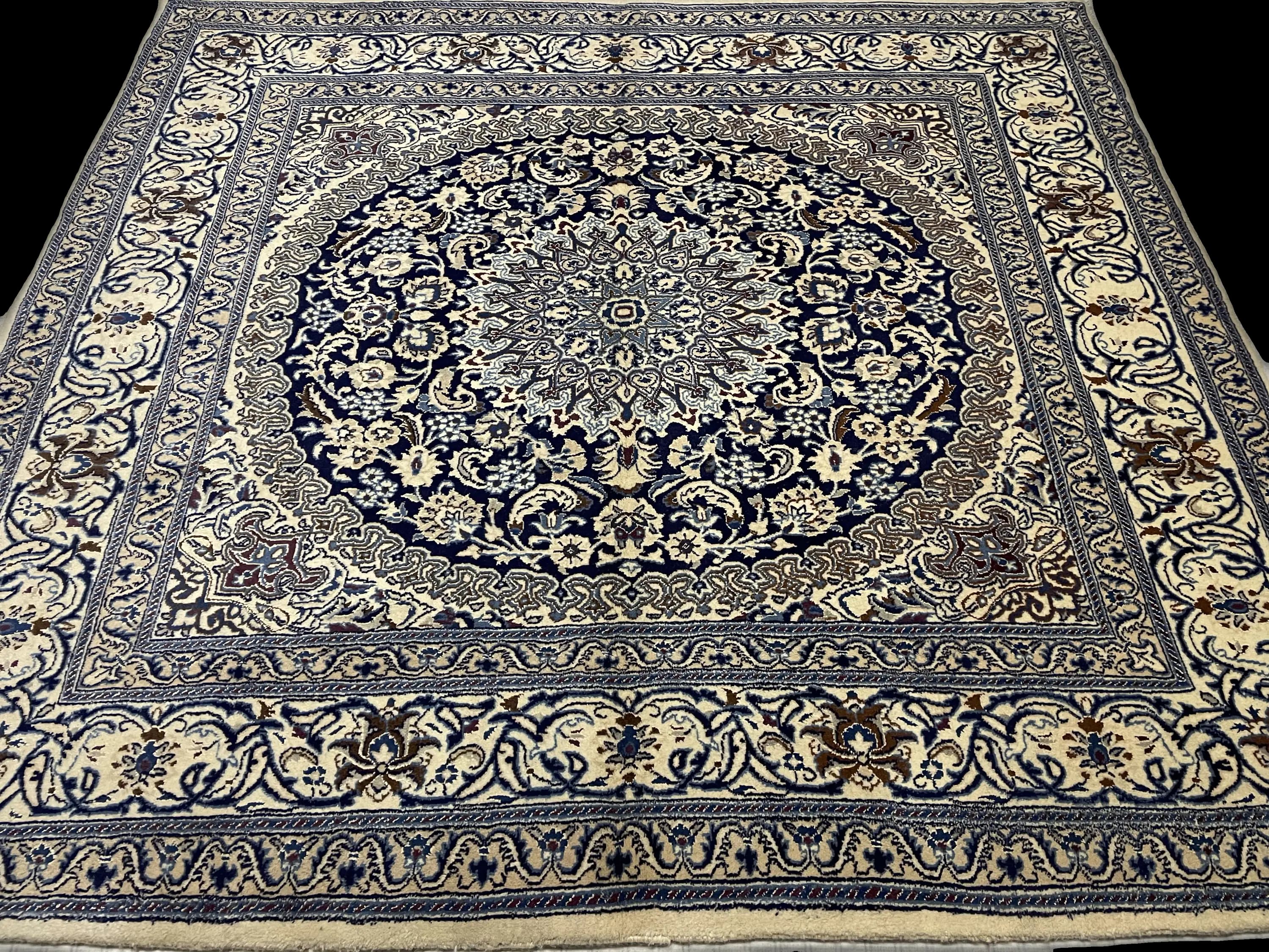 Perspective view of the rug