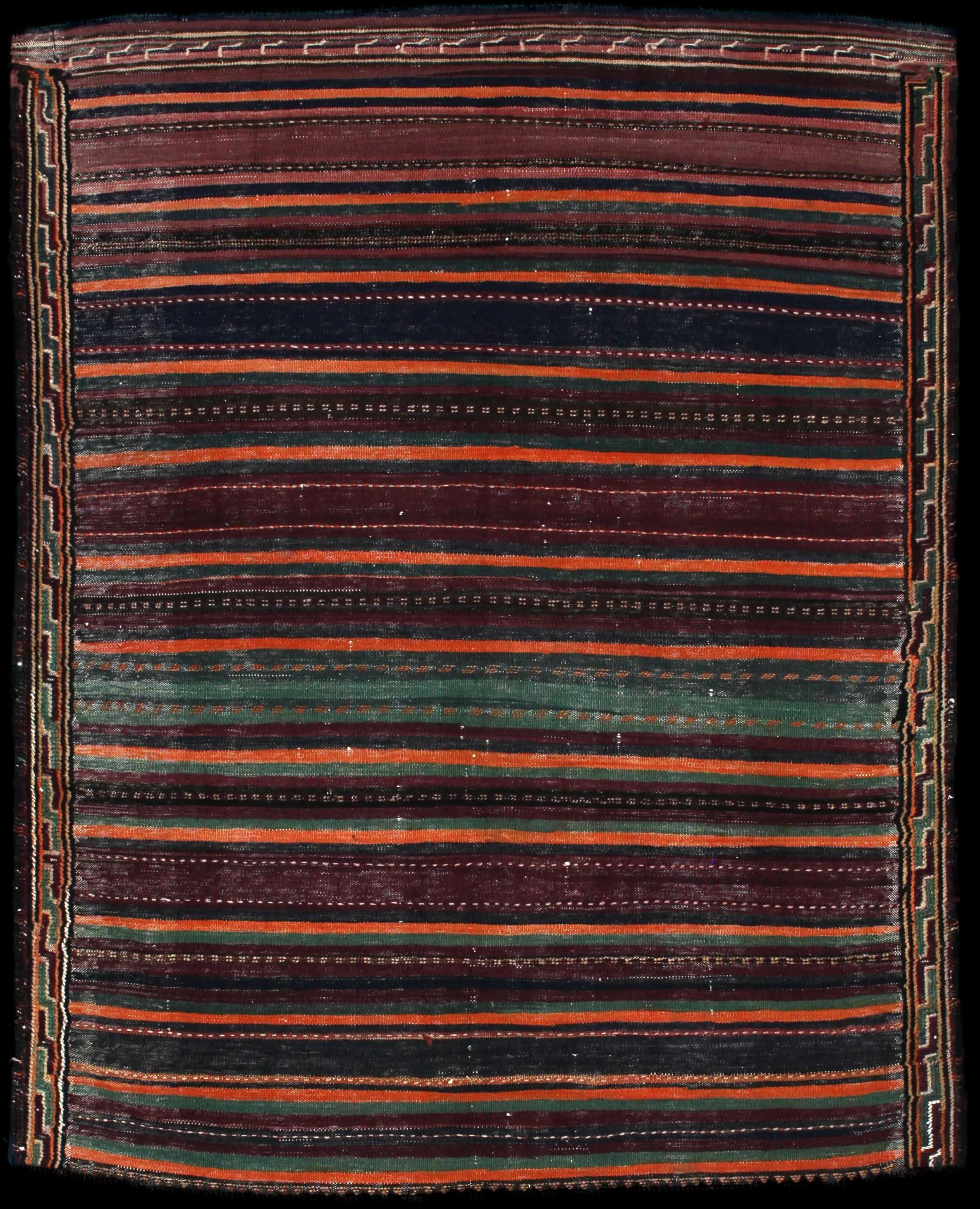 Complete view of the rug